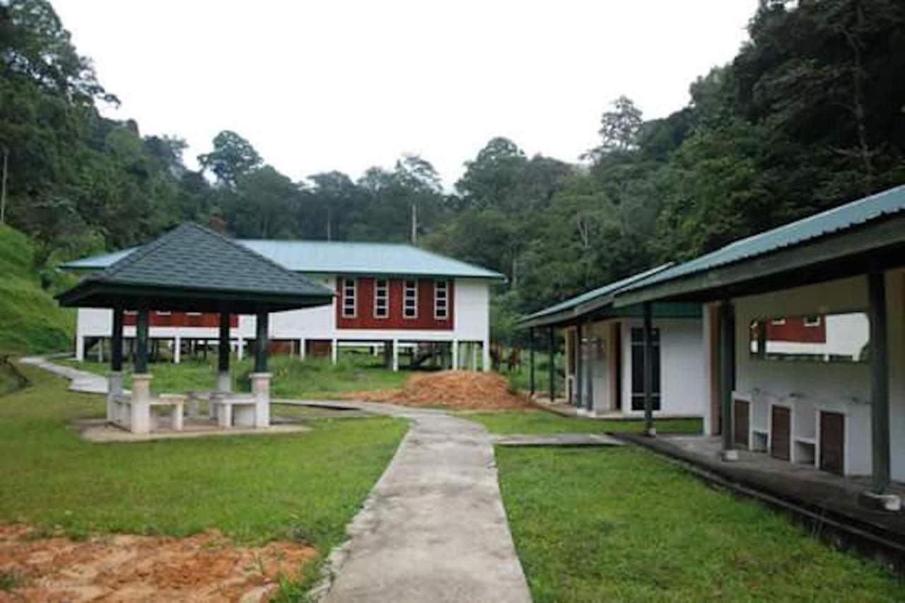Oyo Home 90396 Mahua Rainforest Paradise Tambunan ภายนอก รูปภาพ